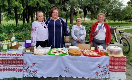 Жителі Пристрім провели ярмарок і зібрали кошти на планшети для ЗСУ: про них попросив воїн-земляк