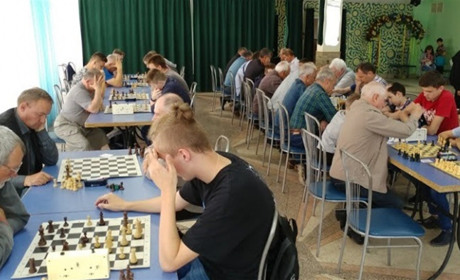 У Вараші визначили кращих гравців у шахи. Одним із них став володимирчанин