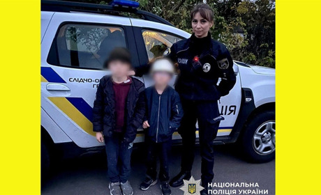 У Кагарлику поліцейські розшукали двох хлопчиків, які заблукали в лісі