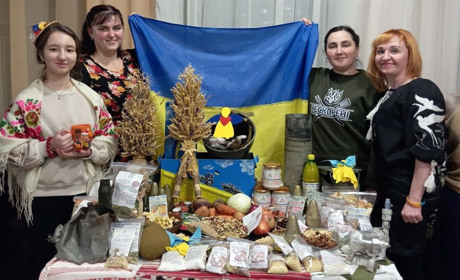 У Переяславі провели благодійний вечір на підтримку ЗСУ, збирали кошти на сухі обіди для воїнів