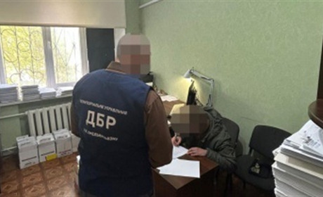 На Хмельниччині військового підозрюють у катуванні дівчини