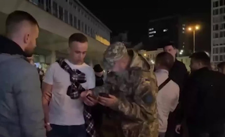 У мережі поширюють фейковий коментар, який приписують лідеру гурту Океан Ельзи Святославу Вакарчуку