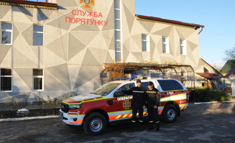 Кременецькі рятівники отримали нове службове авто  