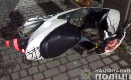 8 листопада в Мамаївцях розбисвя мотоцикліст. Його особу встановлюють