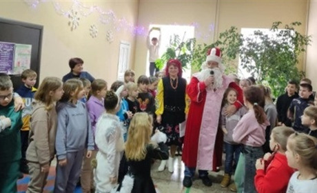 У Смілі для дітей провели свято до Дня Миколая