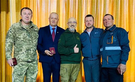 Працівник газового господарства з Рижівки Віктор Ємельяненко отримав відзнаку від міністра