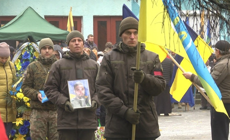 Шосткинщина у невимовній скорботі проводжала Героя - вірного сина України Мирослава Ляшка