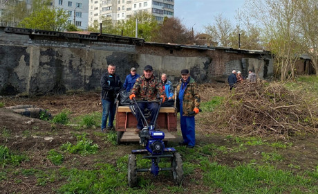 У Смілі провели роботи із благоустрою та санітарного прибирання на стадіонах міста