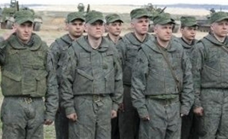 До армії РФ — добровільно-примусово