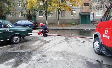 У Вараші через витік бензину міг спалахнути автомобіль
