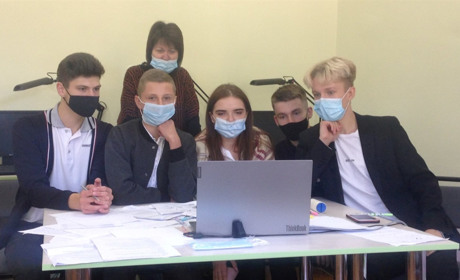 Вітаємо з перемогою юних біологів Славутської громади