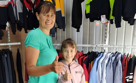 Вкластися у дві тисячі: скільки коштує зібрати дитину до школи в Сарнах