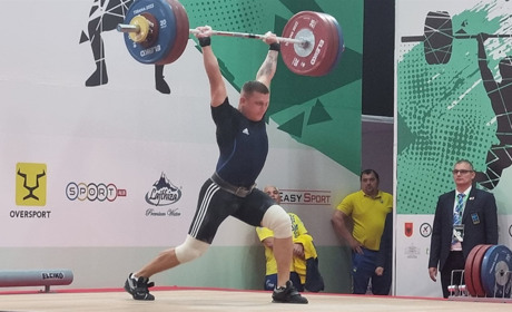 Олег Ніколаєнко здобув срібло на чемпіонаті Європи з важкої атлетики серед молоді