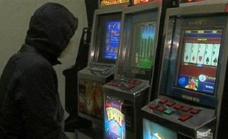 Переяславець заявив у поліцію, що виявив заклад із незаконними ігровими автоматами
