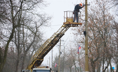 Енергетичний колапс на окупованій Херсонщині: низька напруга, хаотичні відключення і невизначеність