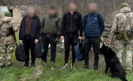 На Одещині пес допоміг затримати порушників кордону, які заплатили за втечу 42 тис. доларів