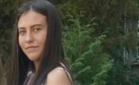 Пішла в школу та не повернулася додому: поліція розшукує 14-річну дівчину з Нерубайського 