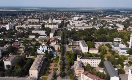 Звягельчани закликають земляків залишатися в Україні та працювати на перемогу: відео