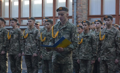 Склали присягу ліцеїсти Звягельського ліцею з посиленою військово-фізичною підготовкою