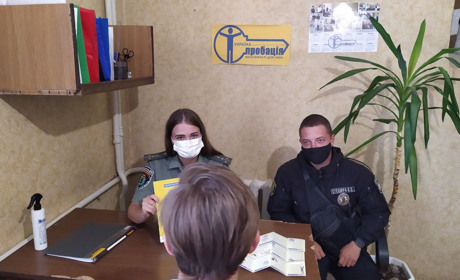 Суб’єкти пробації спілкувалися з дільничним офіцером