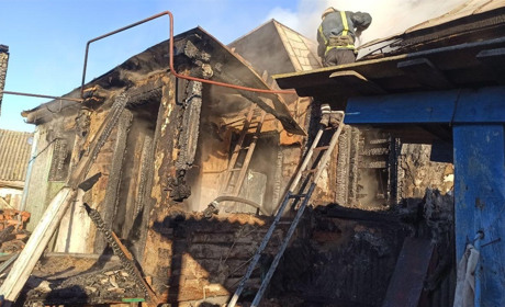 Рятувальники ліквідували загоряння будинку в Річках