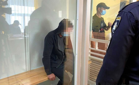 Із зали суду: експрокурора, що збив скутеристку на Сарненщині, триматимуть під вартою