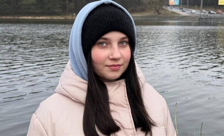 Потрібна допомога: у Старокостянтинові збирають кошти на лікування 16-річної дівчинки