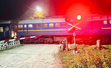 На Одещині потяг переїхав ноги жінці: вона переходила через залізничні колії