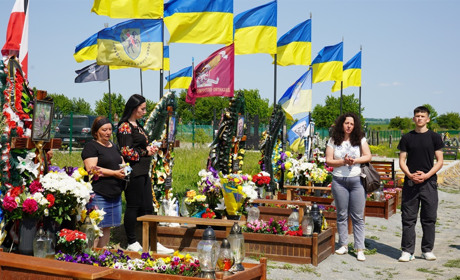 Лінійка пам'яті. Городоцькі випускники вшанували пам'ять своїх полеглих Героїв