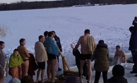 Пірнати в ополонку на Берестинщині не можна — у чому причина заборони