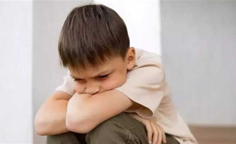 За ухилення від батьківських обов'язків матір чотирьох неповнолітніх дітей суд покарав штрафом