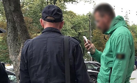 Суд закрив справу проти глави Чернігівського осередку «Нацкорпусу»
