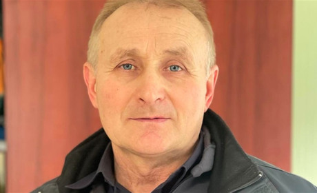 Жителя Семенівки цікавить, чи не можна в громадах економити на вуличному освітленні