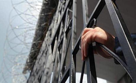 По 10 років позбавлення волі отримали двоє чоловіків за смертельне зґвалтування товариша