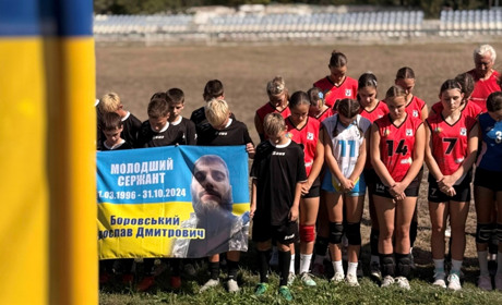 Не забуваймо, кому завдячуємо! У Первомайську відзначили День фізкультури та спорту