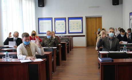 Засідання виконкому: у Жмеринці продовжують ремонти прибудинкових територій