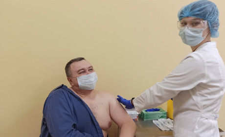 В Білопіллі розпочалася вакцинація від коронавірусу