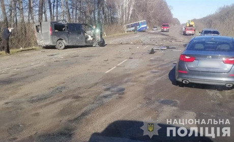 Сталася аварія у районі Постольного: троє загиблих