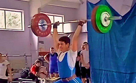 Жмеринчанин Артем Ковальчук став чемпіоном Вінницької області з важкої атлетики