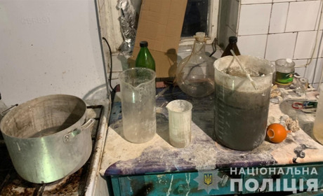 У Кагарлику поліція ліквідувала нарколабораторію