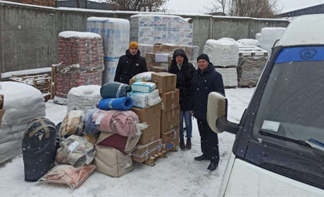 Теплий привіт у лютневі морози. У Городок доставлено черговий гуманітарний вантаж із Франції