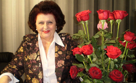 Її називали «Радіо Ніна»: пішла з життя відома журналістка