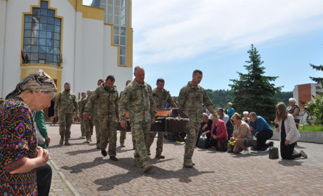 Чортків’яни прощали померлого внаслідок війни воїна Пакуляка Михайла