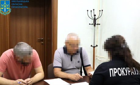 10 млн грн збитків та незадеклароване майно на 30 млн грн: 13 особам повідомлено про підозру