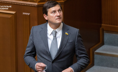 Нардепа, який намагався дати хабаря у криптовалюті Мустафі Найєму, три роки тому били на Херсонщині