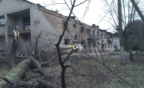 Нищать Вільну Слободу: росіяни три дні поспіль атакують село Есманьської громади