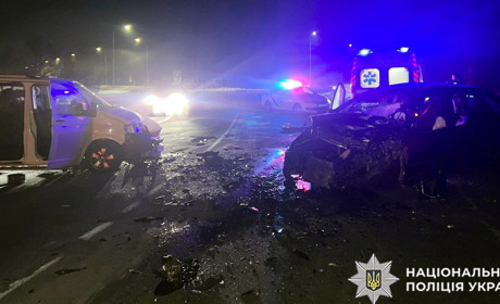 Поблизу Нетішина сталася аварія: серед травмованих 2-річна дитина