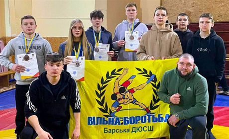 Спорт: результати барчан на чемпіонатах Вінниччини з баскетболу, легкої атлетики та боротьби