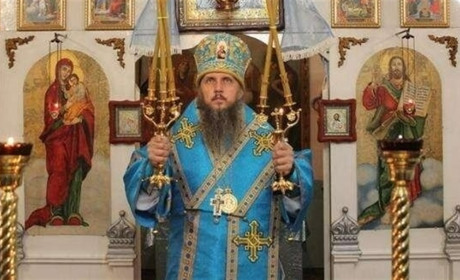 Священника з Нової Каховки УПЦ продовжує вважати своїм митрополитом, хоча він служить Росії