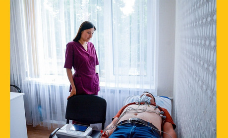 У кагарлицькій «первинці» кожен сімейний лікар отримав електрокардіограф